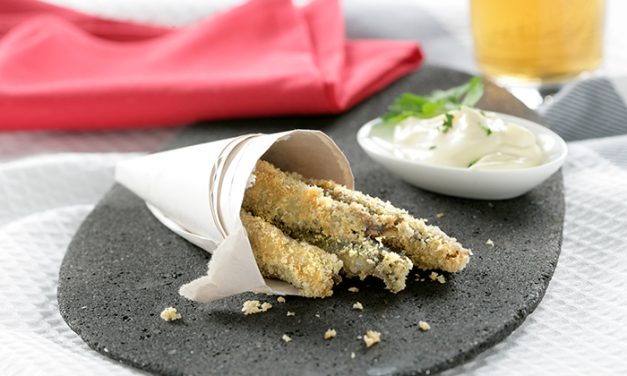 Boquerones rebozados en copos de puré de patata