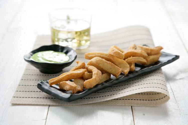 Tiras de choco con emulsión de guisantes